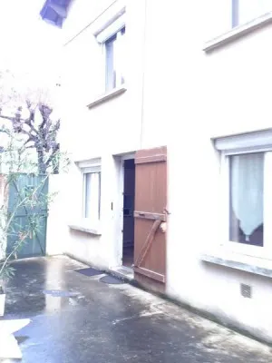 Vente Maison de village 90 m² à Ponsas 100 000 ¤